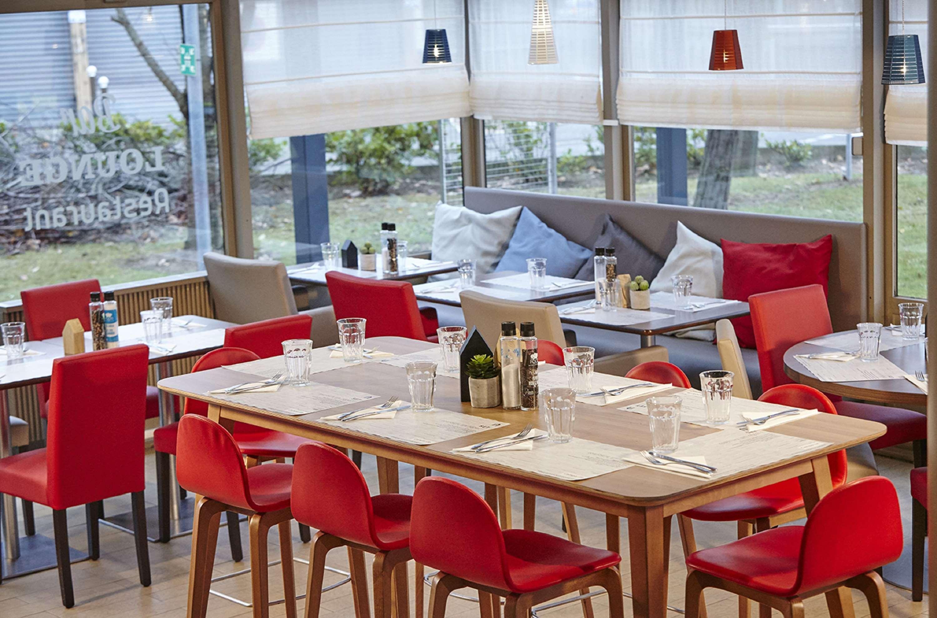 Campanile Argenteuil Hotel Bagian luar foto