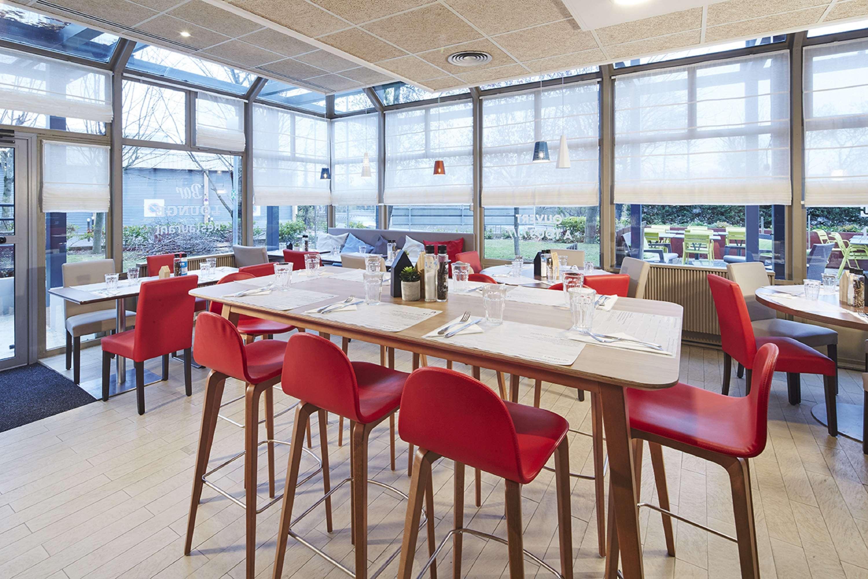 Campanile Argenteuil Hotel Bagian luar foto