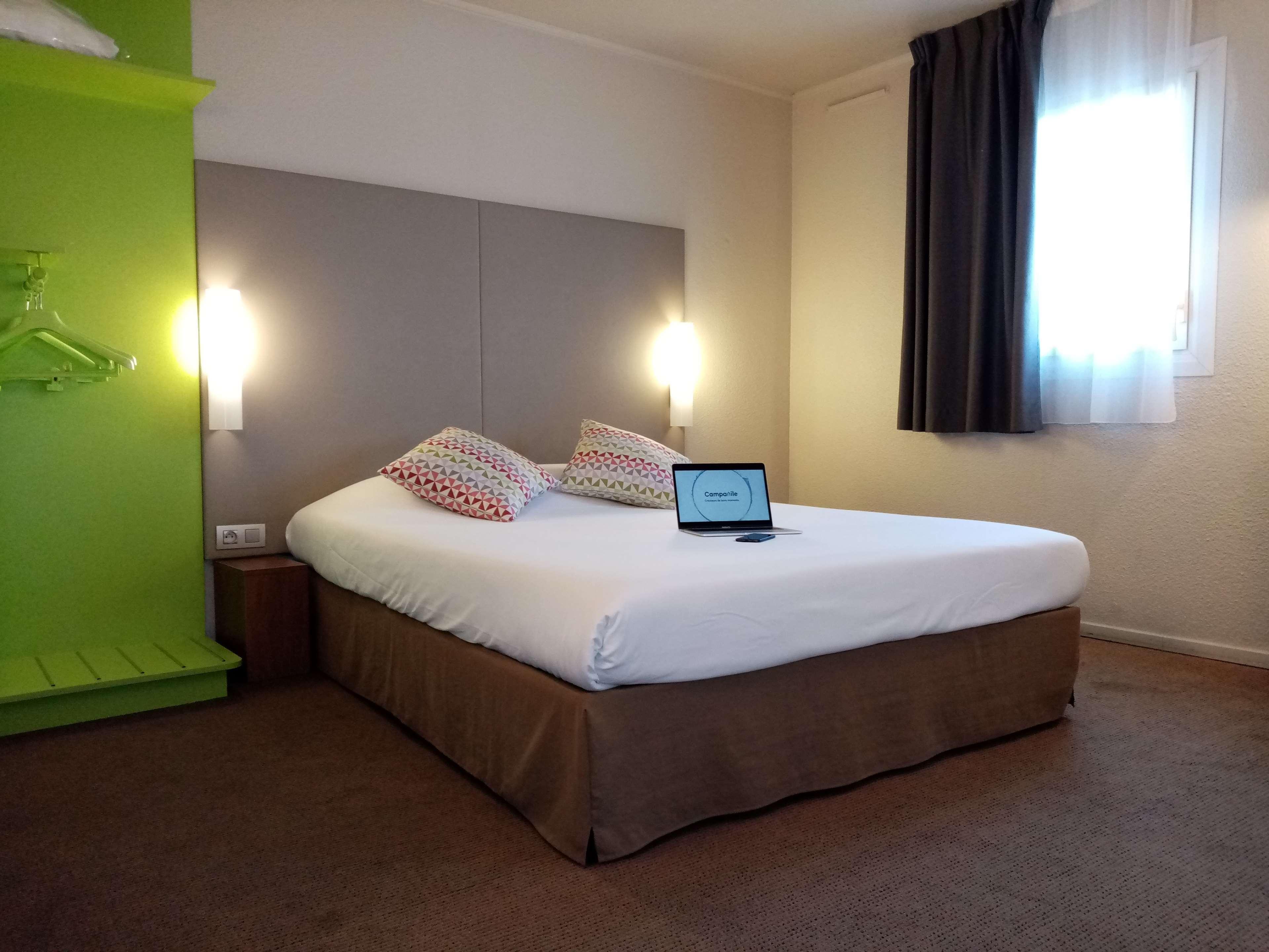 Campanile Argenteuil Hotel Bagian luar foto