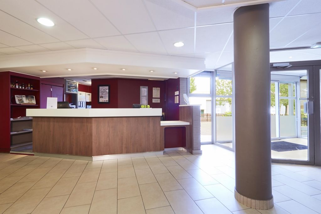 Campanile Argenteuil Hotel Bagian luar foto
