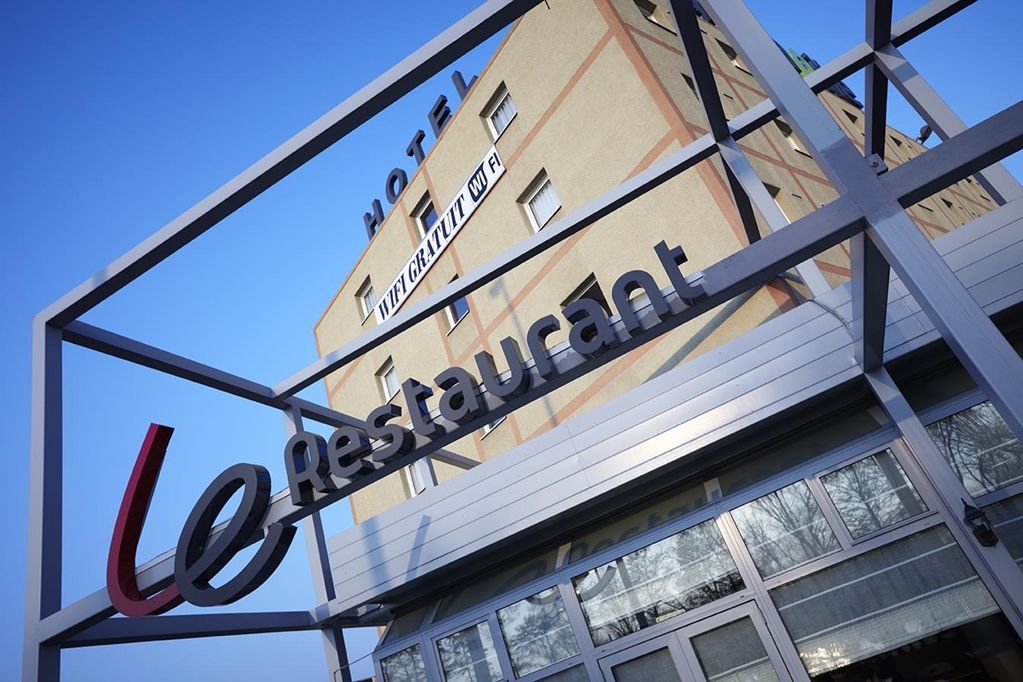 Campanile Argenteuil Hotel Bagian luar foto